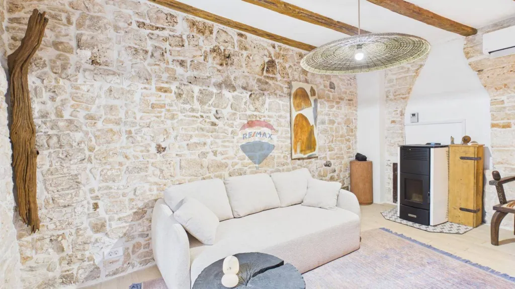 Séjour - Traditional Istrian House with Garden in Bale