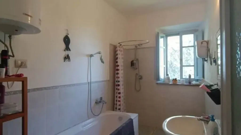 Salles de bain - Panoramic Terraced House with Garden in Piegaro