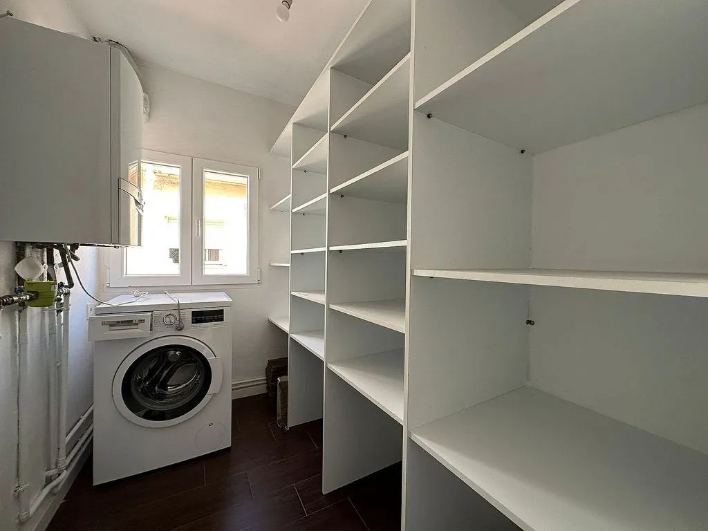 Buanderie - Modern Flat with Terrace in Chana, Granada