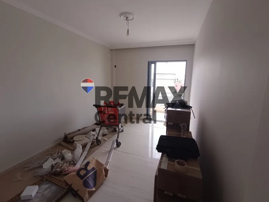Pièces - Office for Rent with Solar Heating in Halandri