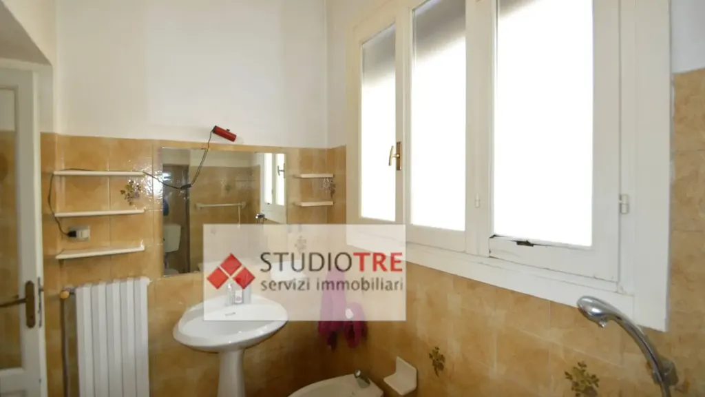 Appartement 3 pièces à IT