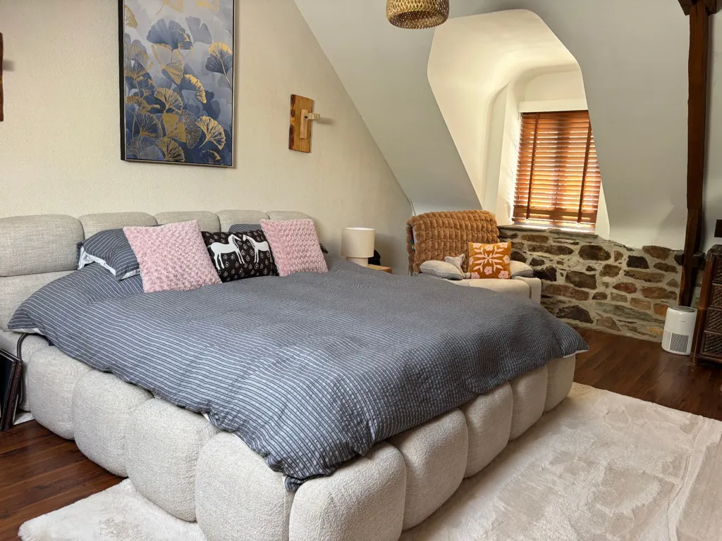 Magamistoad - Rustic Stone House with Pool in Cournon