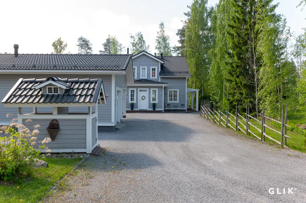 Välivaade - Modern Villa with Lake View in Lempäälä