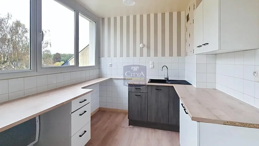 Cuisine - Appartement Lumineux avec Balcon à Homblières