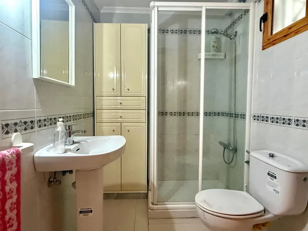 Bathrooms - 1-Bedroom Apartment with Pool in Torrelamata