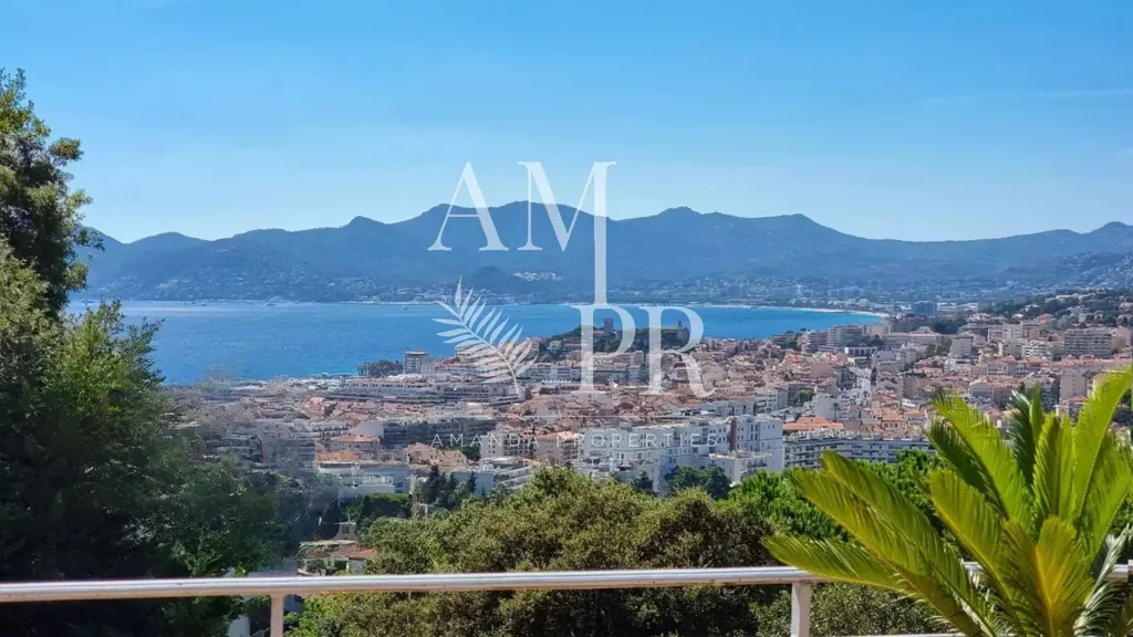Balcone - Villa with Sea View in Cannes
