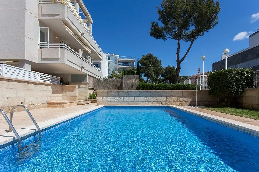 Piscine - Modern Flat with Pool in Portals Nous