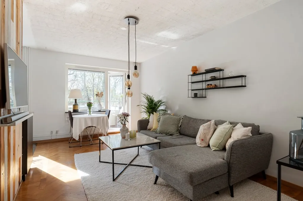 Elutuba - Modernised 1.5-Bedroom Flat with West-Facing Balcony in Göteborg