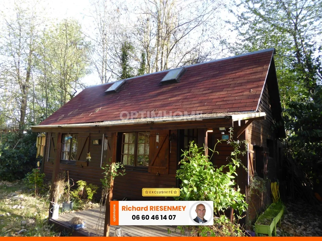 Esterno - Chalet with Covered Terrace in Saint Chéron