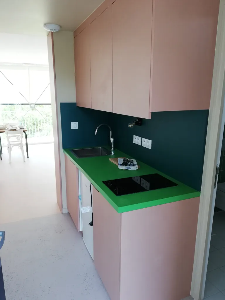 Köök - Studio with Balcony near Bourges University