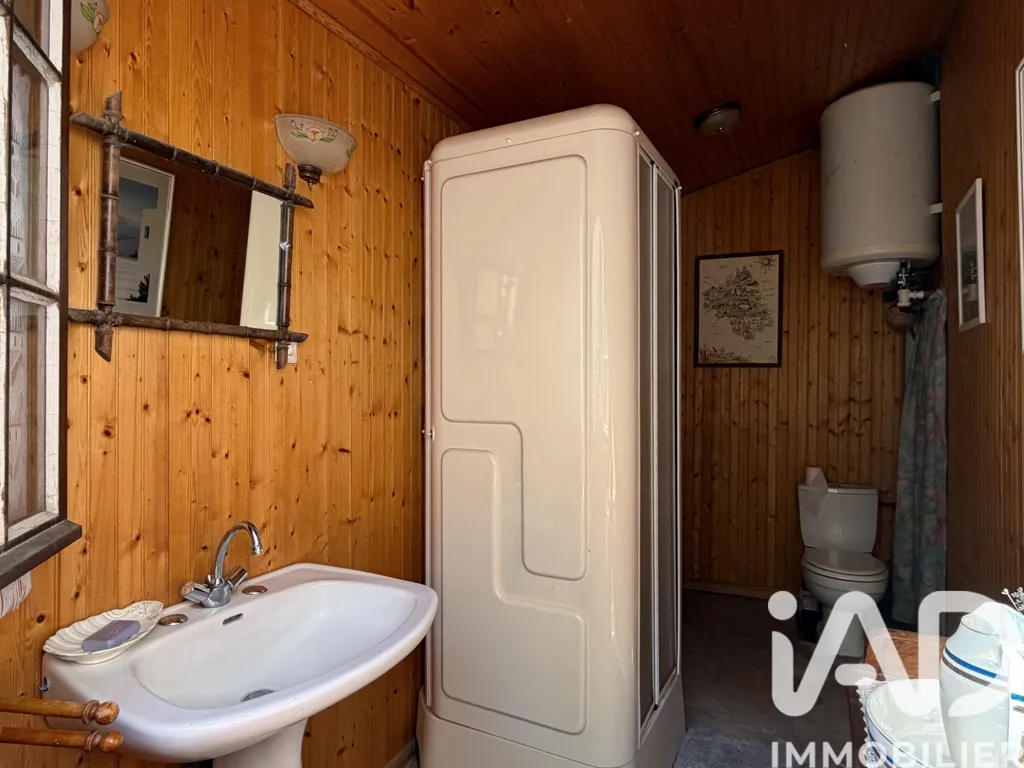 Bathrooms - Historic Maison with Garden in Nanclars