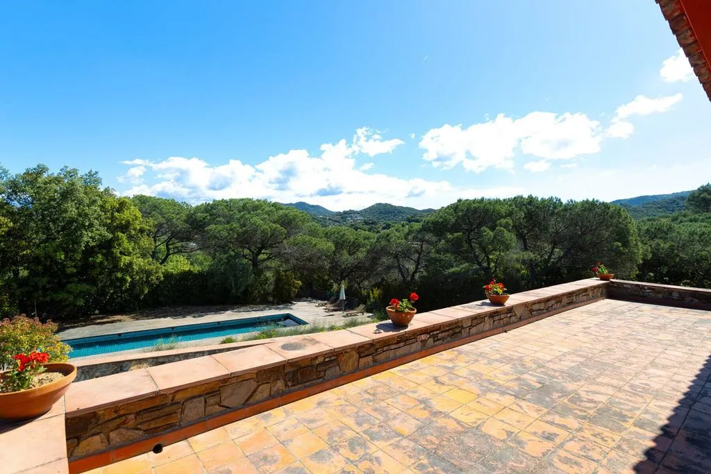 Terrass - Detached House with Pool in Vallromanes