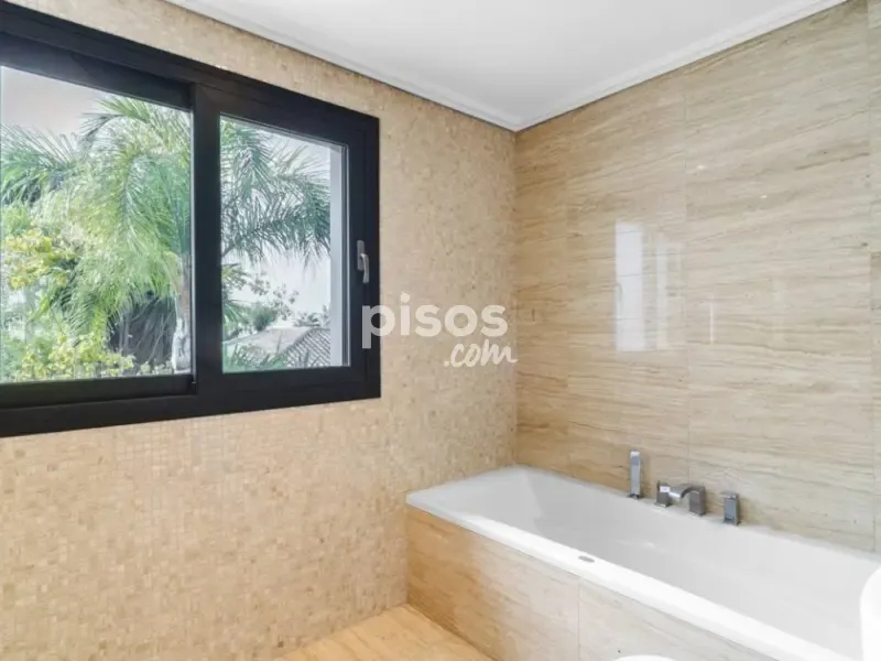 Salles de bain - Luxury Villa with Communal Pools in Marbella