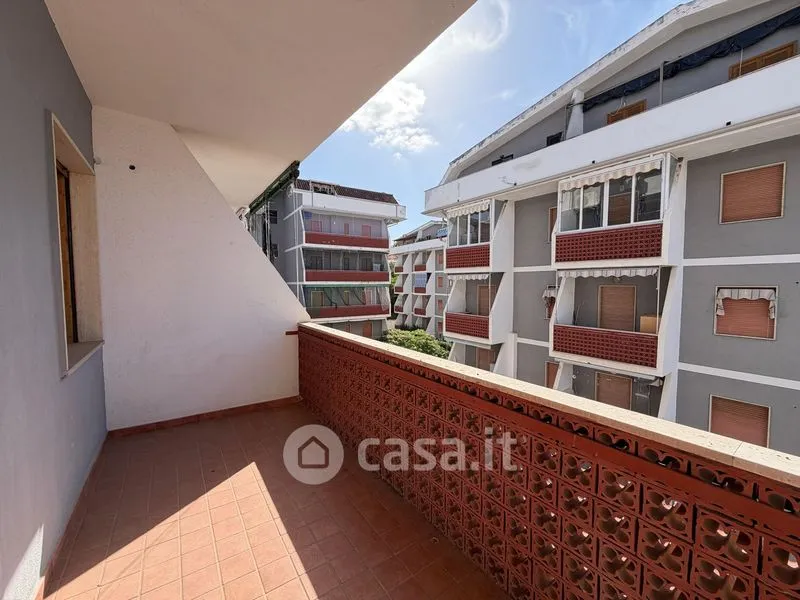 Rõdu - Rusticated Apartment with Terrace in Scalea