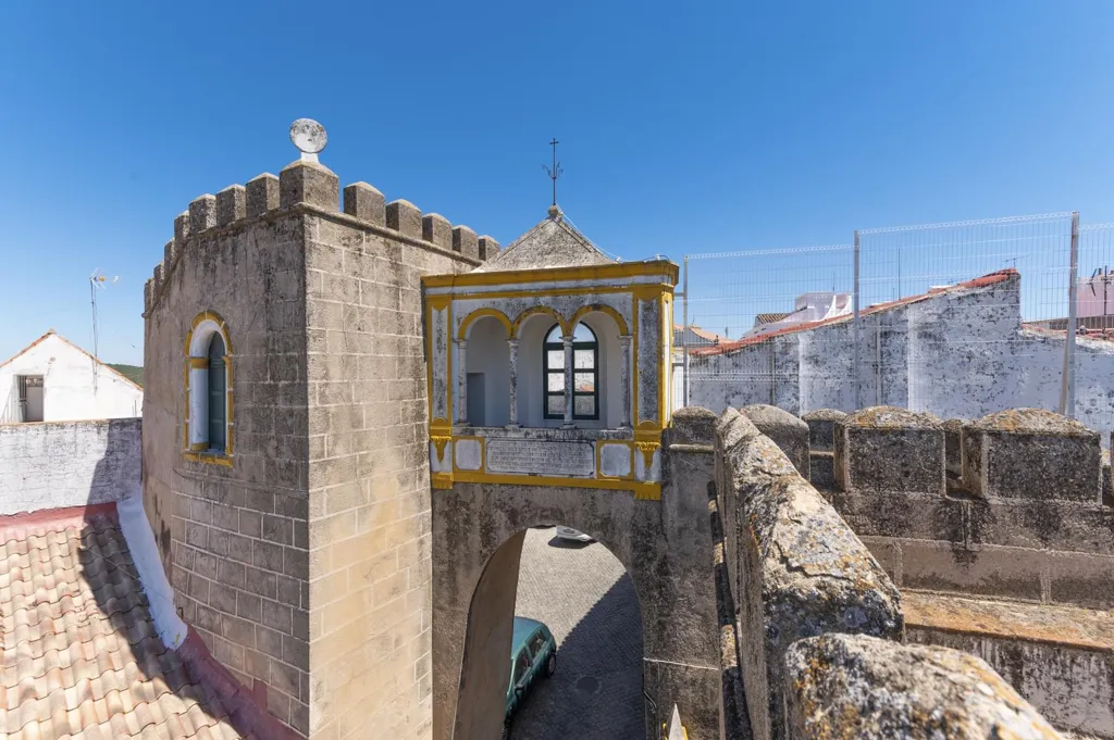 Aed - 16th Century Palace in Elvas Historical Area