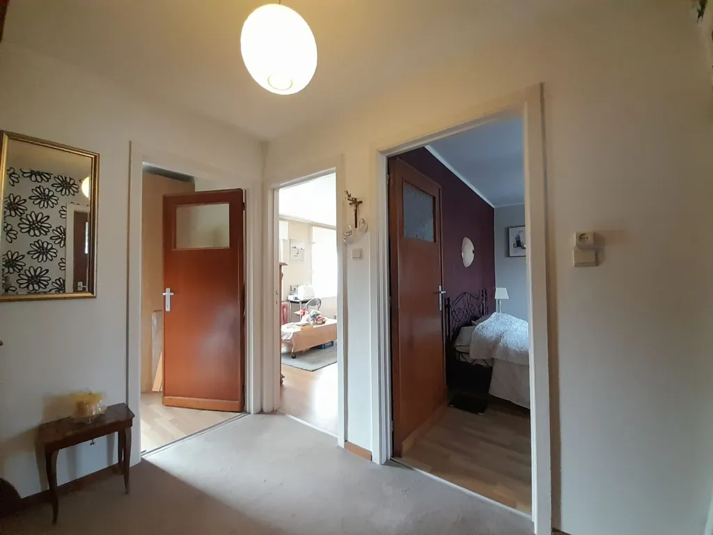 Entrée - Wohnung mit Energieeffizienz nahe dem Zentrum