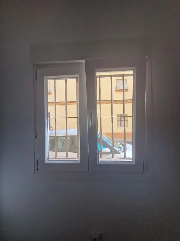 Pièces - Ground Floor Flat with Light in Puerto Real Centre