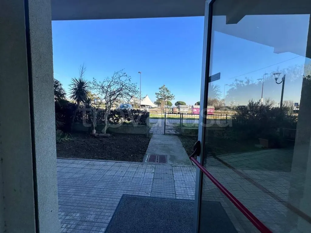 Esik - Fourth Floor Apartment with Sea View in Comacchio