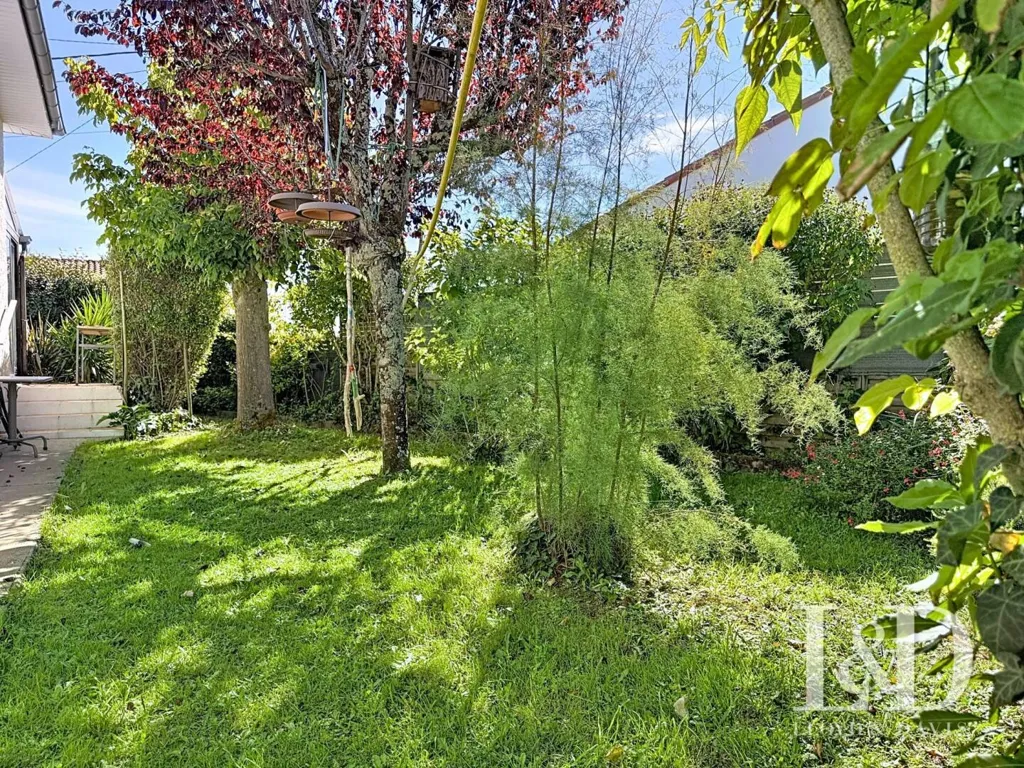 Garden - Renovated House with Garden in Royan