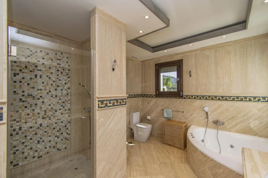 Vannitoad - Luxury Apartment with Sea Views in Marbella