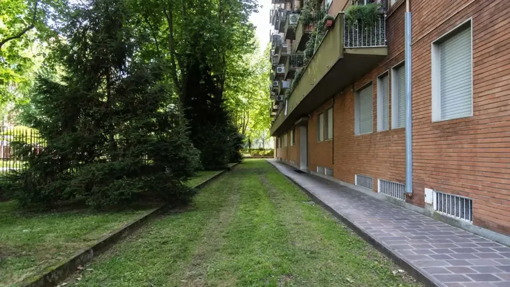 Jardin - Bright Studio with San Siro View in Milan