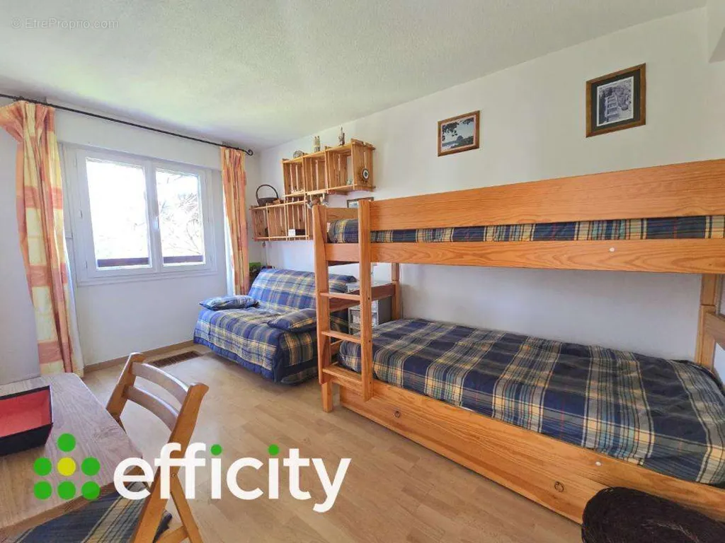 Magamistoad - 3-Bedroom Apartment with South-West Exposure in Fréjus