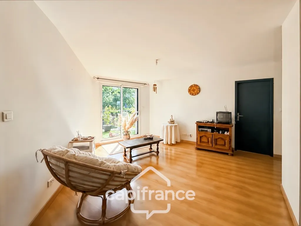 Soggiorno - Architectural House with Studio in Pontivy