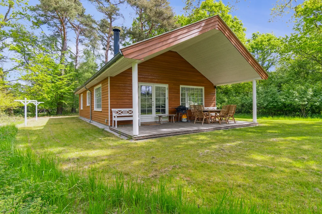 Aed - Holiday Home with Garden near Arresø