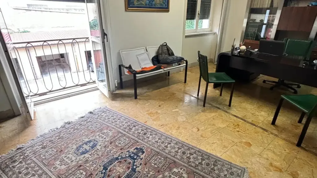Kabinet - Apartment with Balcony in Castrovillari