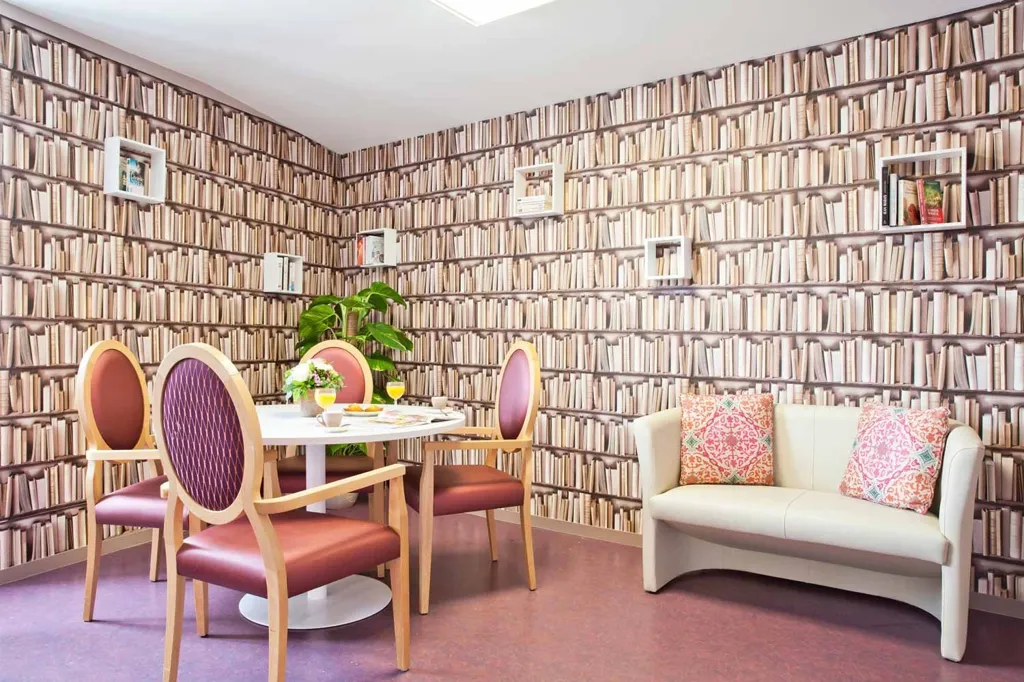 Salle à manger - Chambre Meublée en Résidence EHPAD à Saint-Jean-d'Angle