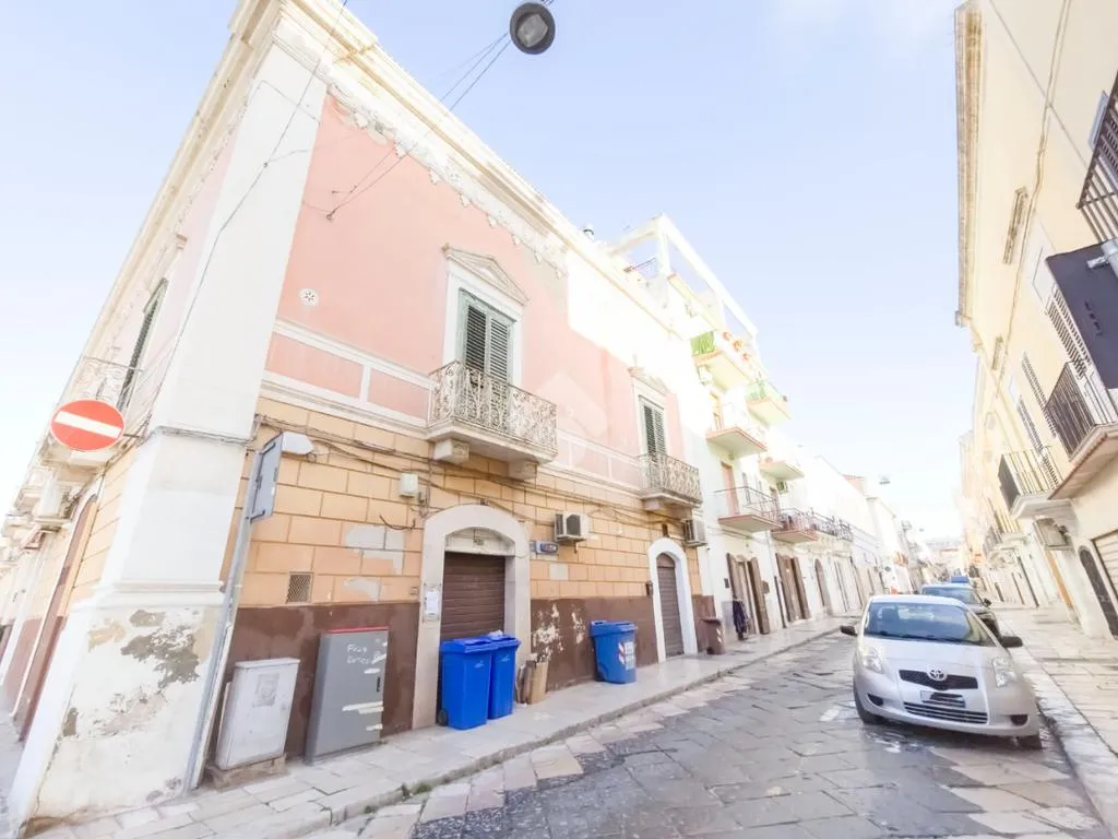 Välivaade - 2-Bedroom Apartment with Double Exposure in Manfredonia