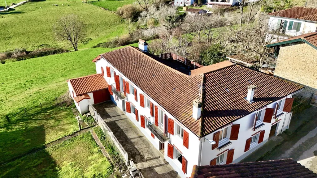 Vue aérienne - Maison Basque avec Gîte à Ostabat