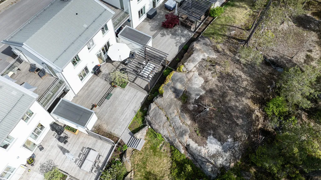 Vue aérienne - Co-op House with Central Location in Vega