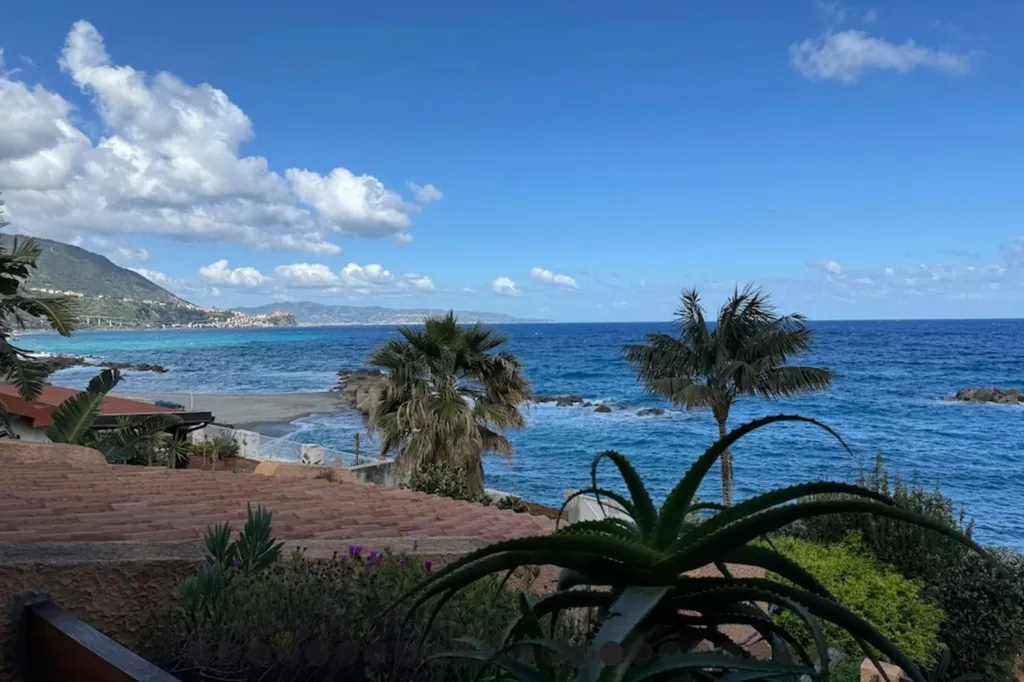 Terrasse - Villa with Sea Access in Scilla, Calabria