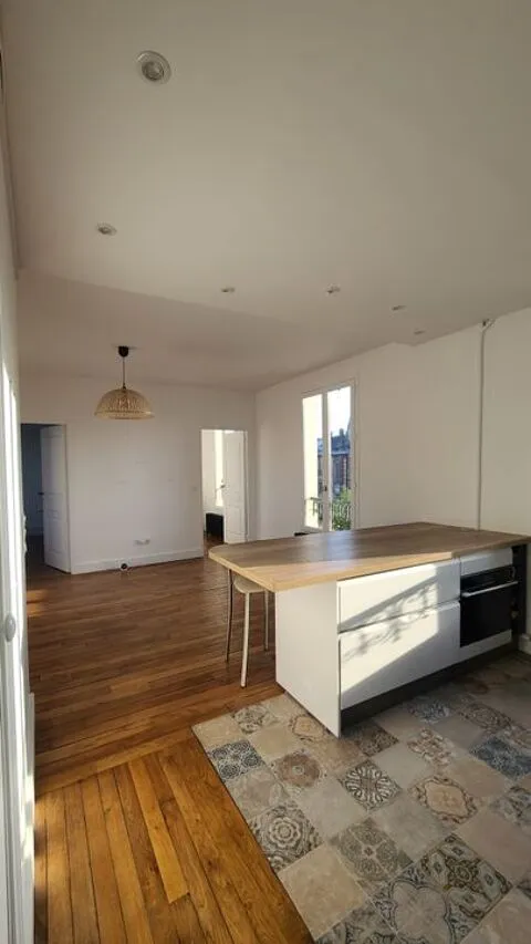 Cucina - Meubled 3-Piece Flat with Balcony in Meudon
