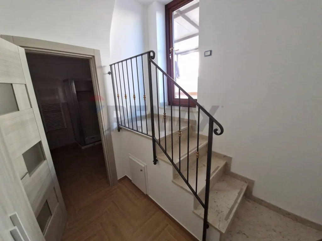 Pièces - Fully Renovated Apartment with Terrace in Terrasini