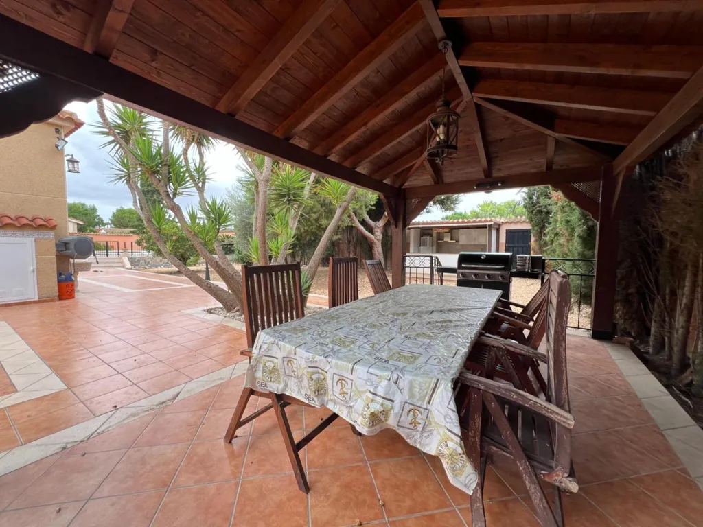 Terrass - Villa with Studio in Dolores