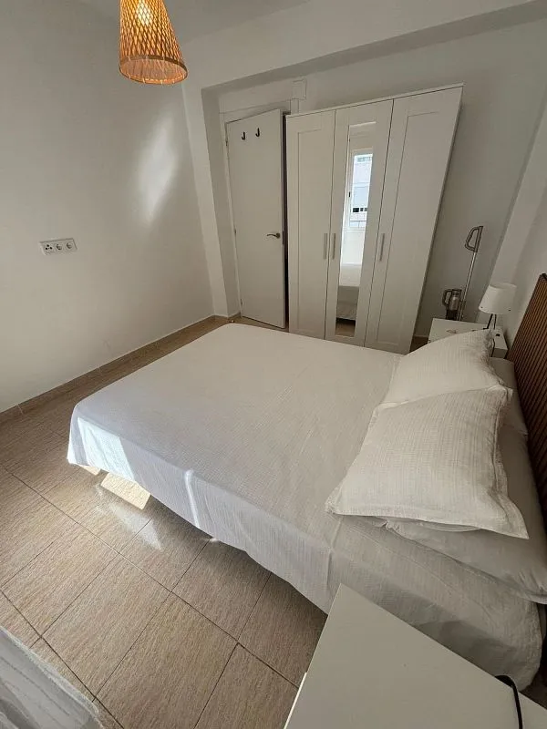 Magamistoad - Furnished Flat with Balcony in Maestro Luis Torregrosa