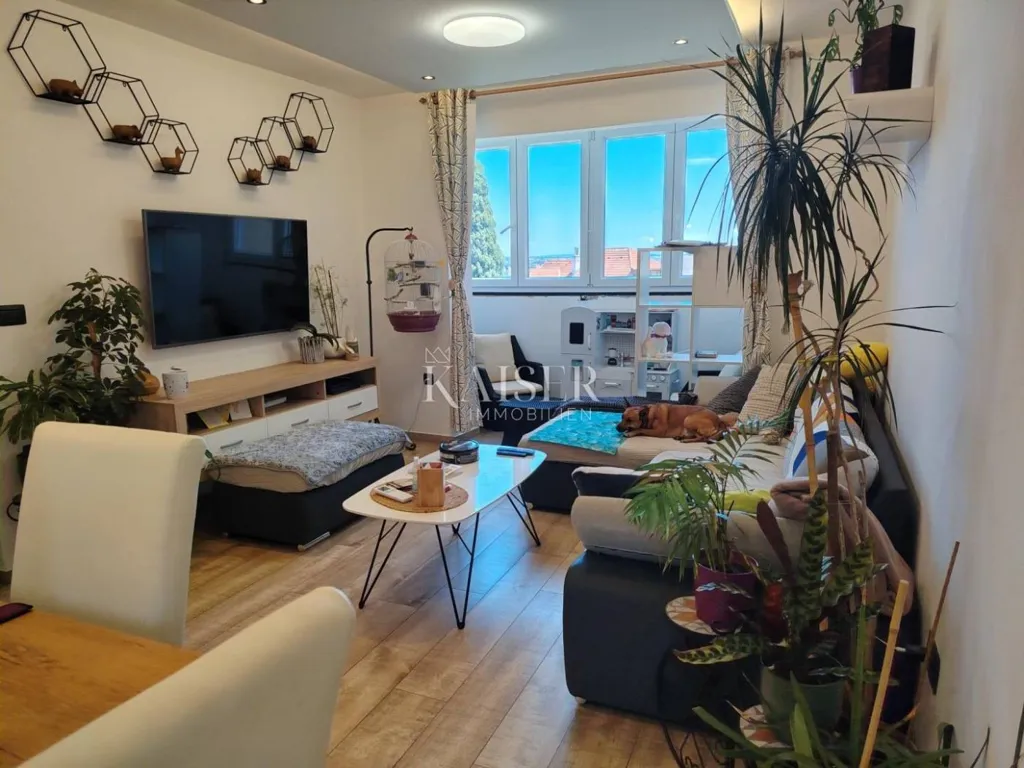 Elutuba - Renovated Apartment with Sea View in Pula