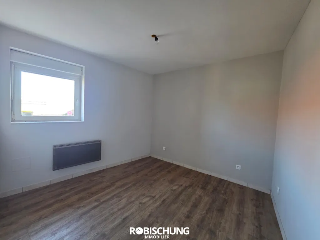 Pièces - Appartement Duplex avec Terrasse à Friesen