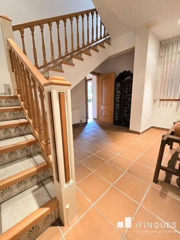 Toad - Luxury Villa with Private Pool in Castellar del Vallès