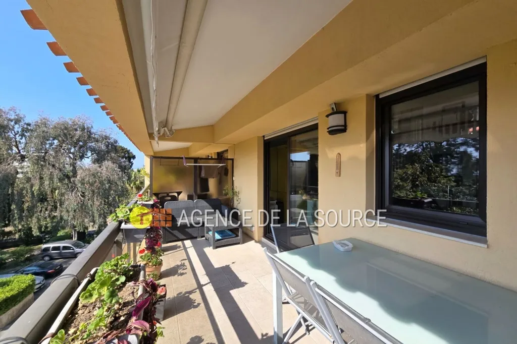 Balcon - Appartement Duplex avec Vue Mer à Cannes