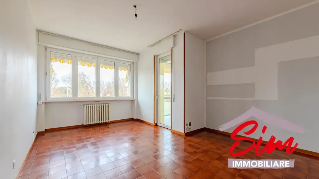 Pièces - Four-room Flat with Balcony in San Paolo