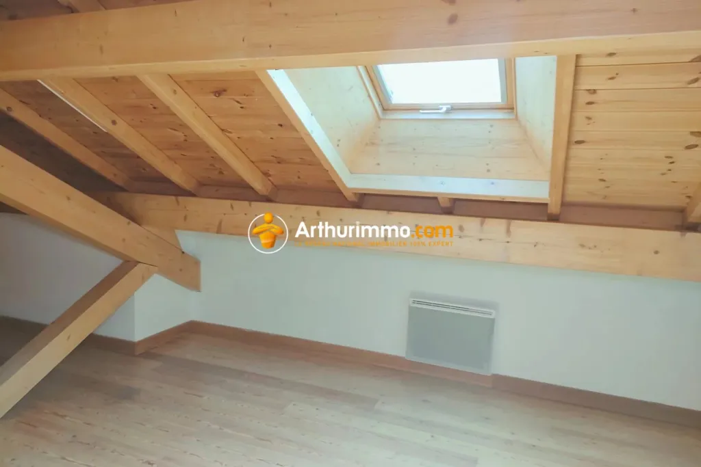 Toad - Renovated Duplex in Guillestre Centre