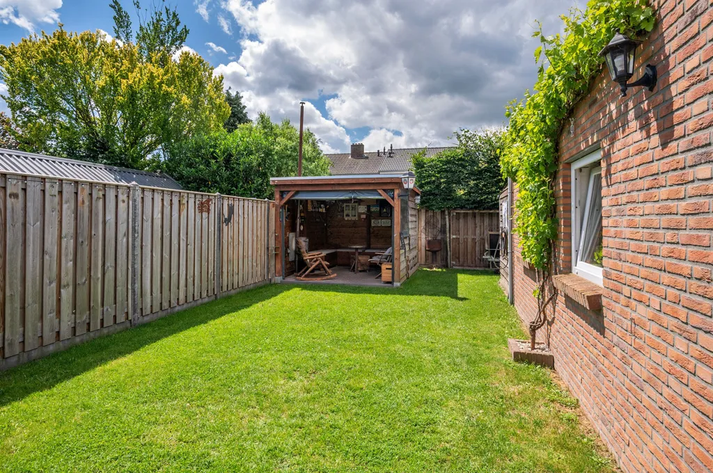 Jardin - Modernised Two-Storey House with Garden in Reuver