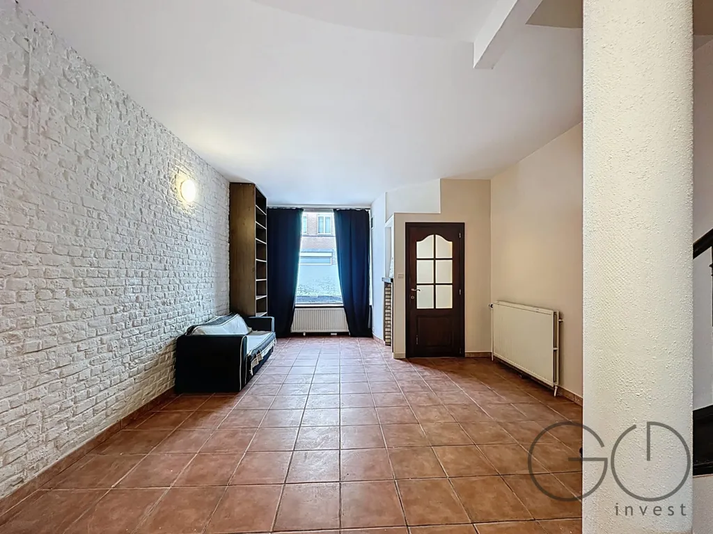 hallway_entrance