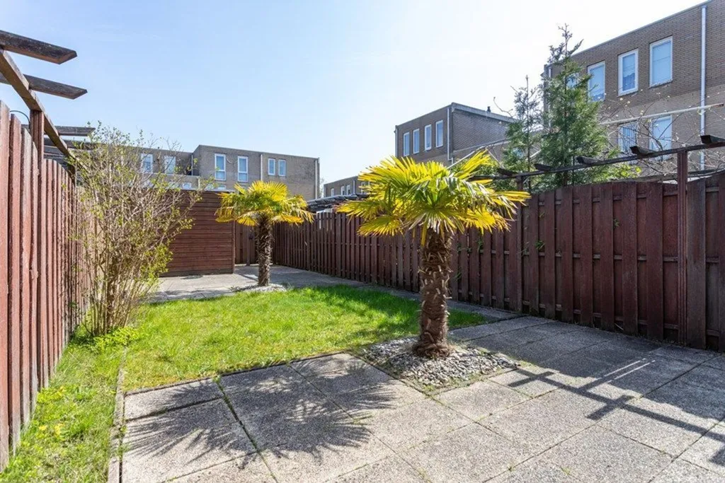 Jardin - Three-Bedroom Tussenwoning with Garden in Rijswijk
