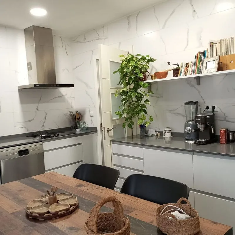 Modernised Flat with Balcony in La Magdalena