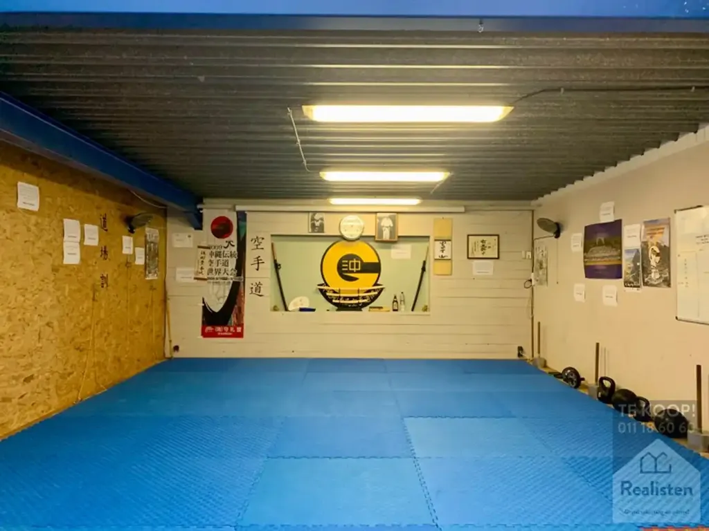 Commercial property in Beringen