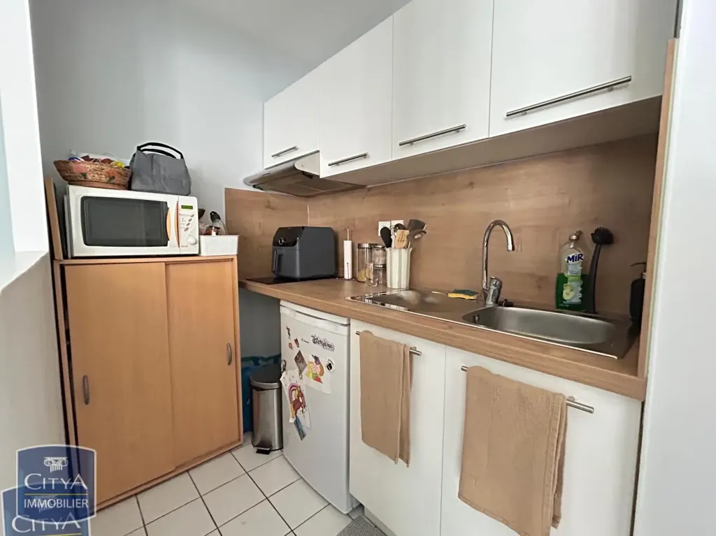 Köök - Studio with Balcony in Tours Centre